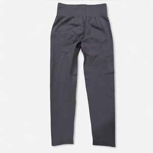 Halara Scrunch Butt Leggings Charcoal Size M 7/8 NWT